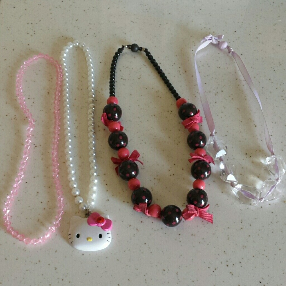 Little girls necklaces
